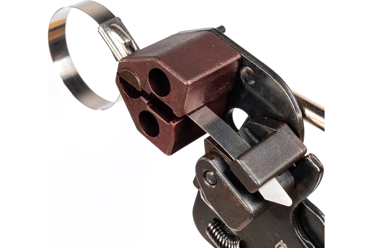 Инструмент для монтажа стальных стяжек КВТ TG-02